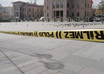 Vaka sayıları artıyor! Bir şehirde ‘tam kapanma’