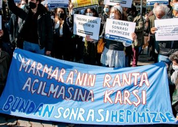 Marmara Üniversitesi’nde “rant protestosu”