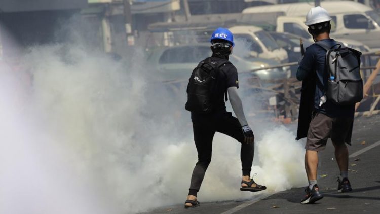 BM’den “kanlı gün” açıklaması: Myanmar’daki protestolarda 38 kişi öldü…