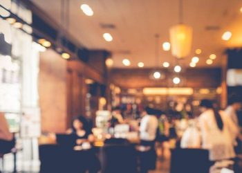 Bilim Kurulu Üyesi: İstanbul’da kapalı mekanlarda maskesiz oturmak için çok erken