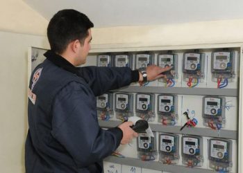 3.7 milyon abonenin elektriği kesildi