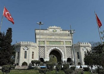 İstanbul Üniversitesi Devlet Konservatuvarı’nın taşınma kararına öğrencilerden tepki