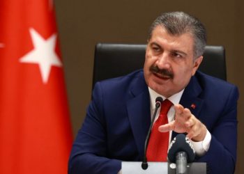 Sağlık Bakanı Koca gece yarısı paylaştı, her mesajın altına bu notu düştü