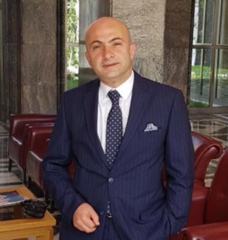 Muhalefete küfür eden bürokrat asaleten atandı