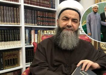 Cübbeli Ahmet o şeyh için açtı ağzını yumdu gözünü