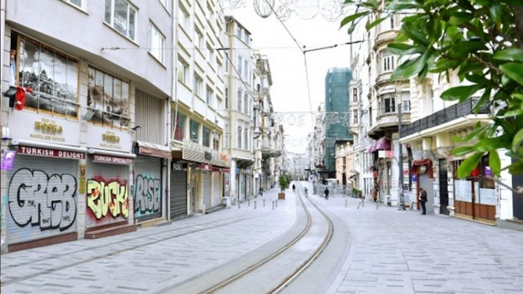 İstanbul’da bazı mağaza ve dükkanların kapanma saati değişti