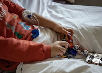 Covid: Türkiye’deki yeni Koronavirüs dalgası çocukları nasıl etkiliyor?