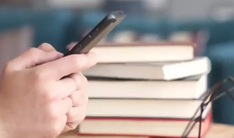 CHP’li gençler çarpıcı video ile paylaştı: İşte 128 milyar dolar ile alınabilecekler…