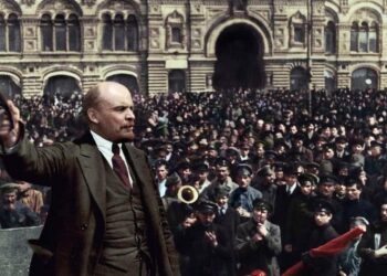 Devrimin kutup yıldızı Lenin 151 yaşında