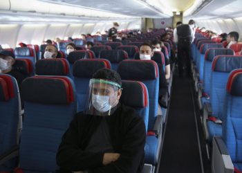 Yeni tedbirlerde kafa karıştıran detay: Şehirler arası seyahat yasak mı serbest mi?