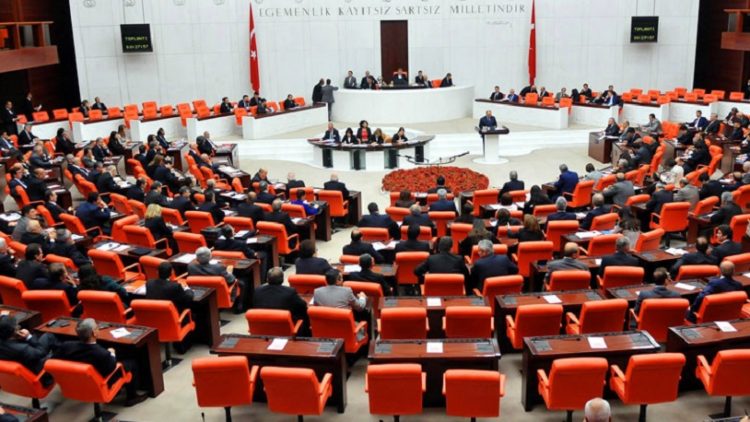 CHP’li vekil şikayetleri sordu, Bakan Pakdemirli ‘koronavirüs’ dedi