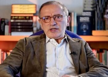 Fatih Altaylı: Dezenfektanı stokladım, içinde alkol var diye yasaklayabilirler