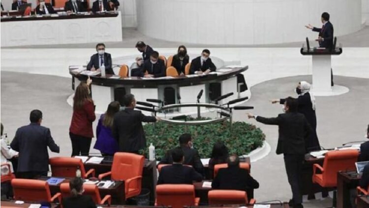 Saray İttifakı’nda 23 Nisan krizi: MHP’li vekil Mustafa Şentop’a böyle tepki gösterdi!