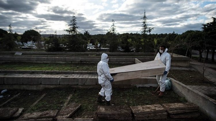 İBB açıkladı: Son 24 saatte bulaşıcı hastalık kaynaklı ölüm sayısı kaç?