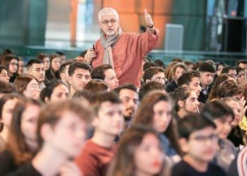 ‘Z kuşağının önemli bir kısmı iktidara tepkili’