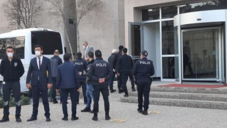 Gözaltındaki 7 amiralin ifadesi bitti: ‘Yüce Türk Milleti’ eklemesinden haberimiz yok