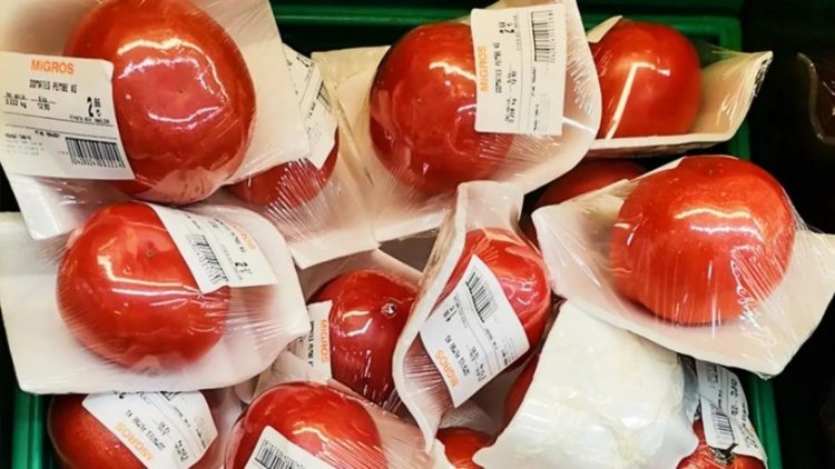 Gıda fiyatlarının uçmasının ardından domatesi tane ile satan Migros: Uygulama hatalı olmuş