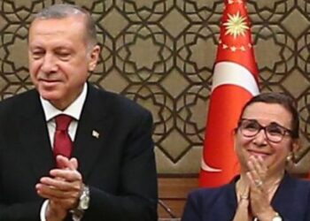 Erdoğan görevden aldığı Ruhsar Pekcan’a sahip çıktı: Şükranla anacağız