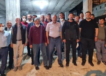 AKP’ye yasak yok: İlçe başkanı toplu iftara katıldı!