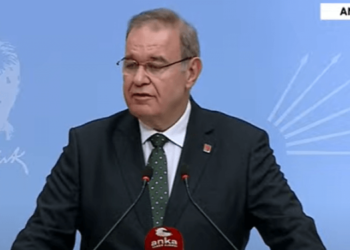 Faik Öztrak’tan ‘Ruhsar Pekcan’ sorusuna yanıt: Kediye ciğer emanet etmişler