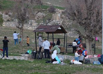 En az vaka olan Şırnak’ta piknik alanları doldu