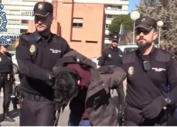 Annesini öldürüp ‘kalıntılarını yiyen’ İspanyol zanlı mahkemede