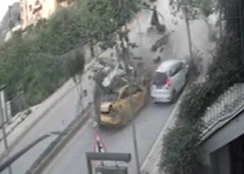 Freni boşalan vinç 11 aracı biçti: 4 ölü 4 yaralı!