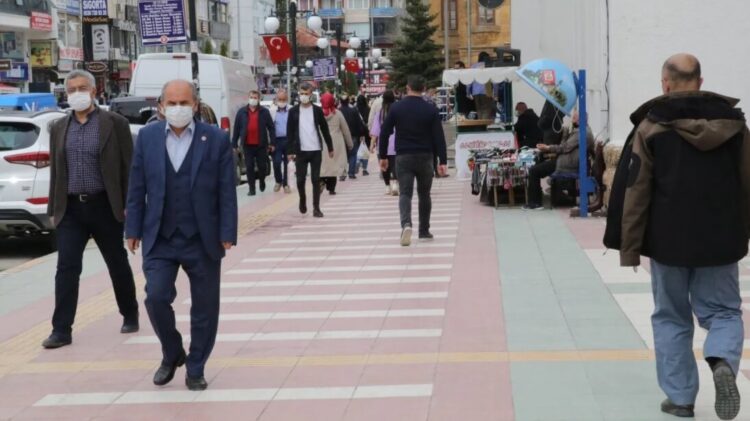 ‘Tam kapanma’ başlıyor… Nereler açık? Kimler muaf?