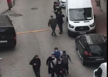 Okmeydanı’nda  kentsel dönüşüm gerginliği… Silahlı kişiler  halkı tehdit etti