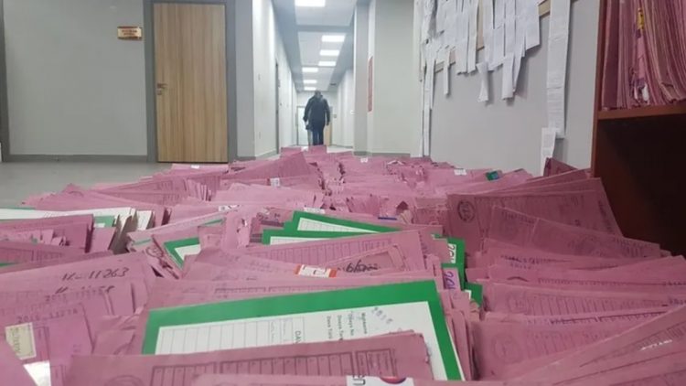 Geliri daralan krediye yüklendi, 132 bin kişi daha icralık oldu