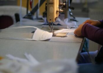 Bakanlığın güvensiz dediği maskeler e-ticaret sitesinde satılıyor