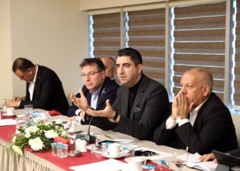 Kartal Belediye Başkanı Yüksel, muhtarlarla bir araya geldi