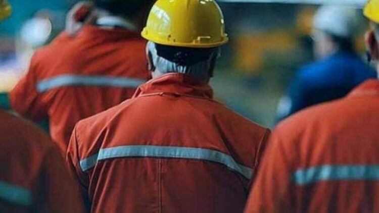 ‘Kapanma’ kararı sonrası Patronların Ensesindeyiz Ağı’ndan işçilere çağrı