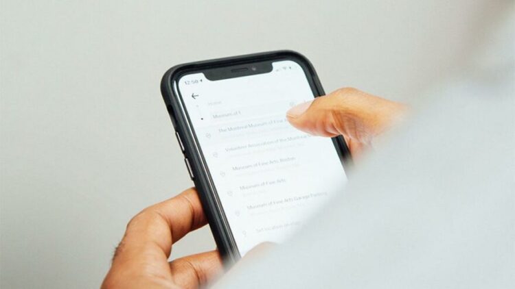 Cep telefonuna program indirdi, 234 bin lira dolandırıldı