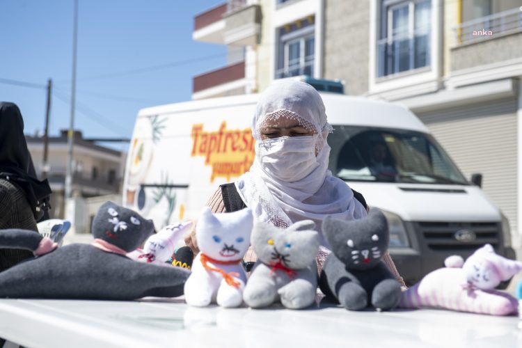 Mersin Büyükşehir Belediyesi’nin “Evimiz Atölye” projesi kadınlara güç verdi