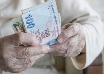 DİSK hesapladı: Emeklilerin bayram ikramiyesi nasıl eridi?