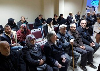 Emekli ikramiye zammı 146 TL mi, 503 TL mi?