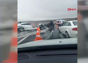 Ankara’da TEM otoyolunda kaza: 4 ölü, 5 yaralı