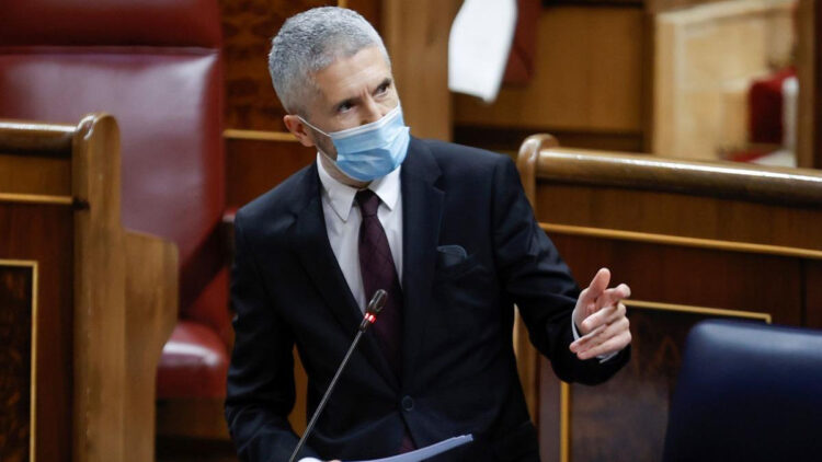 Bakana zarf içinde mermi gönderdiler. Avrupa ülkesi şokta