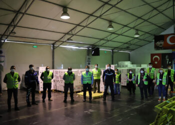 Kartal Belediyesi’nden ihtiyaç sahibi ailelere gıda yardımı