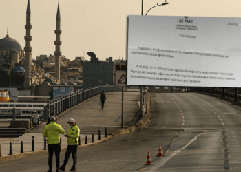 AKP İl Başkanlıkları’nda muafiyet belgesi mi dağıtılıyor? Önce kabul etti, sonra sildi