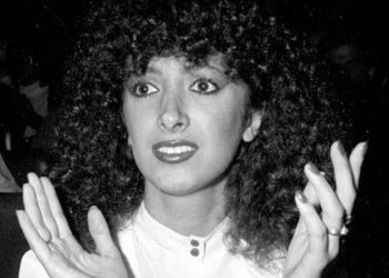 Oyuncu Mehtap Ar yaşamını yitirdi