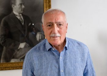 Eski İçişleri Bakanı Tantan: ‘Sözde darbe’ tartışmaları kutuplaşmayı artırır