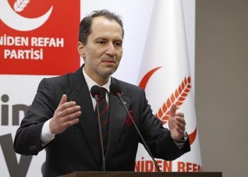 Fatih Erbakan: Yapılan aşılar kısırlaştırıcı olabilir