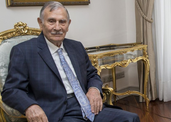 Yıldırım Akbulut, yaşamını yitirdi