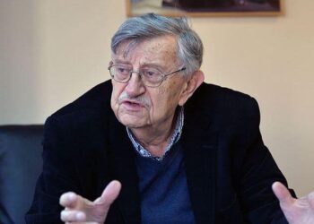 Prof. Dr. Boratav, bütçenin gelir kayıpları ve sağlık için kullanılmadığını belirtti