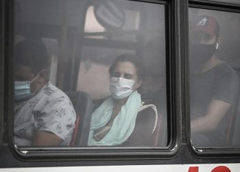 Koronavirüsün 18 mutasyonun birleşiminden oluşan yeni bir türü ortaya çıktı