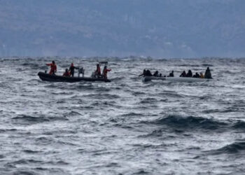 Akdeniz’de mültecileri taşıyan bot battı: En az 100 kişi öldü