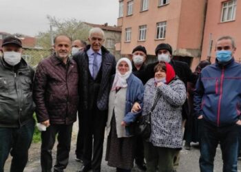 Okmeydanı’nda gerginliği yatıştırmaya çalışan CHP’li Kılınç: Murat Kurum’u buradan uyarıyorum