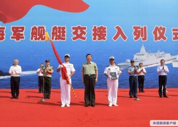 Xi Jinping, gemi indirme törenine katıldı